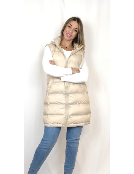 Chaleco Acolchado Beige con Gorro Desmontable | karaesmoda.es