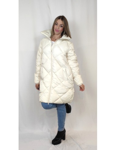 Parka Acolchada Larga con Cuello Chimenea | karaesmoda.es